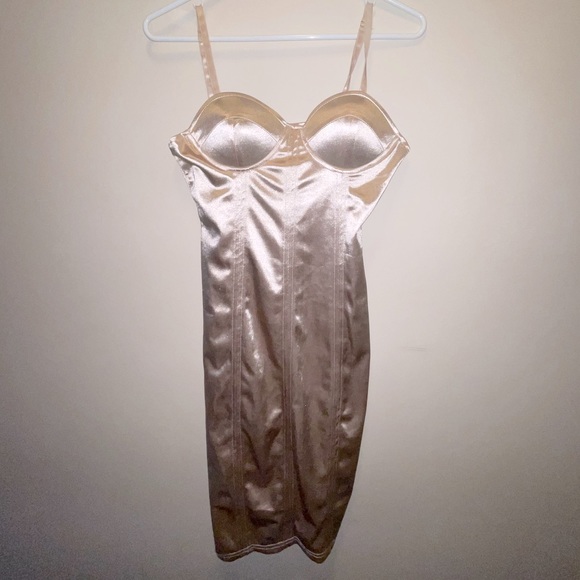 Shiny tight bodycon - Picture 1 of 2